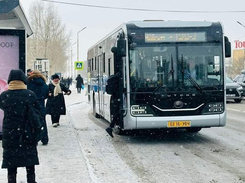 Нийтийн тээврээр дөрвөн удаа зорчих төлбөр 1000 төгрөг байна